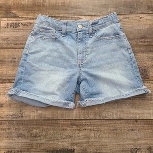 Old Navy girls denim shorts for everyday wear, size 12 in girls.